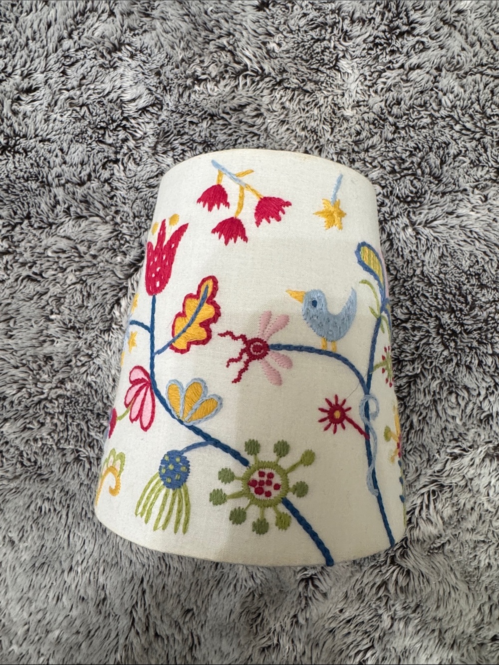 IKEA Alfhild Fägel White Embroidered Folk Art Lampshade Floral Bird 6” Height